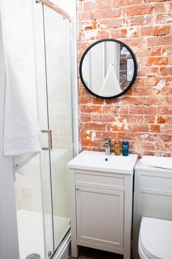 Settle Southampton - Stylish Self Check-In Rooms & Self Catering Suites Dış mekan fotoğraf