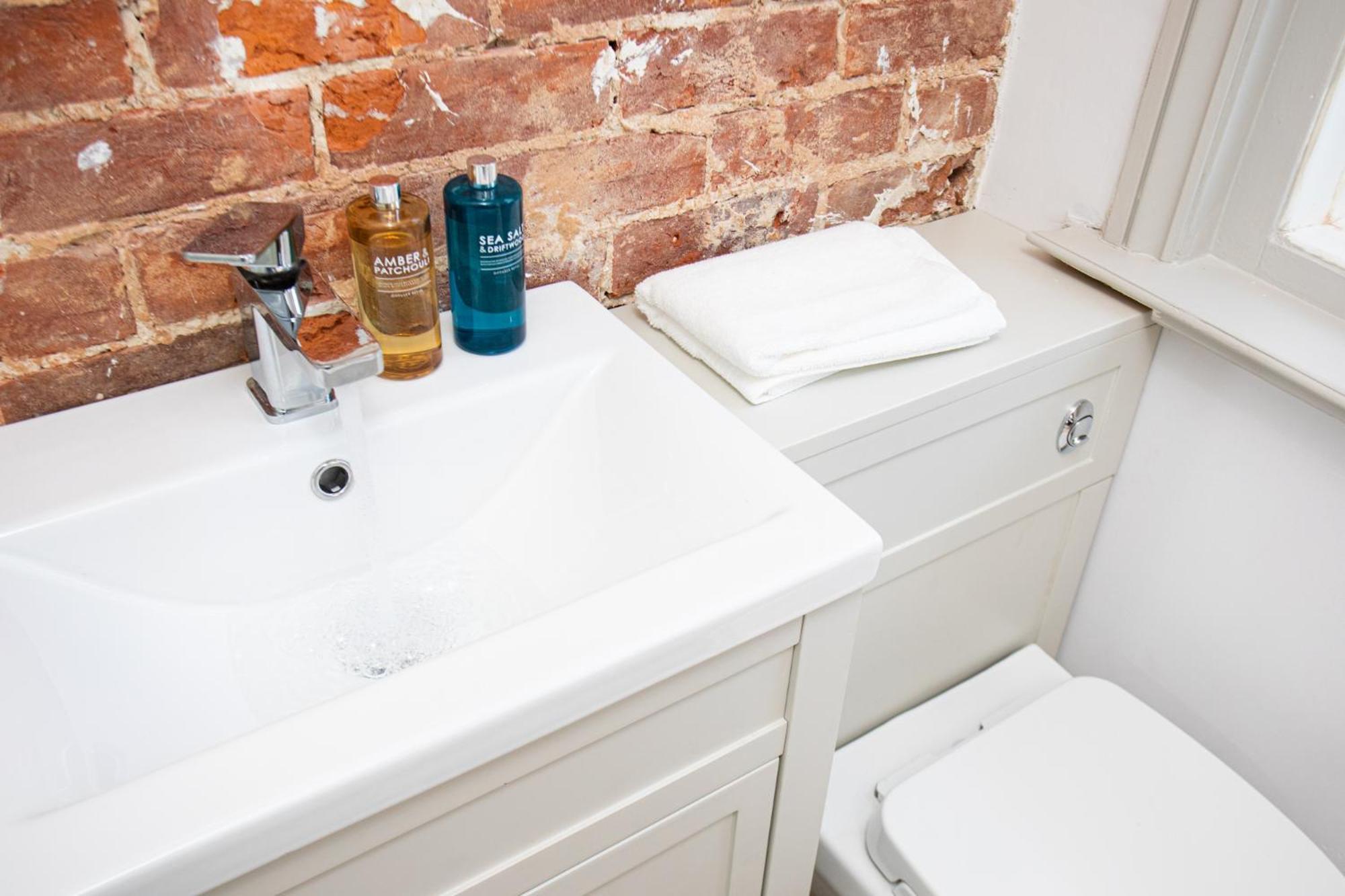 Settle Southampton - Stylish Self Check-In Rooms & Self Catering Suites Dış mekan fotoğraf